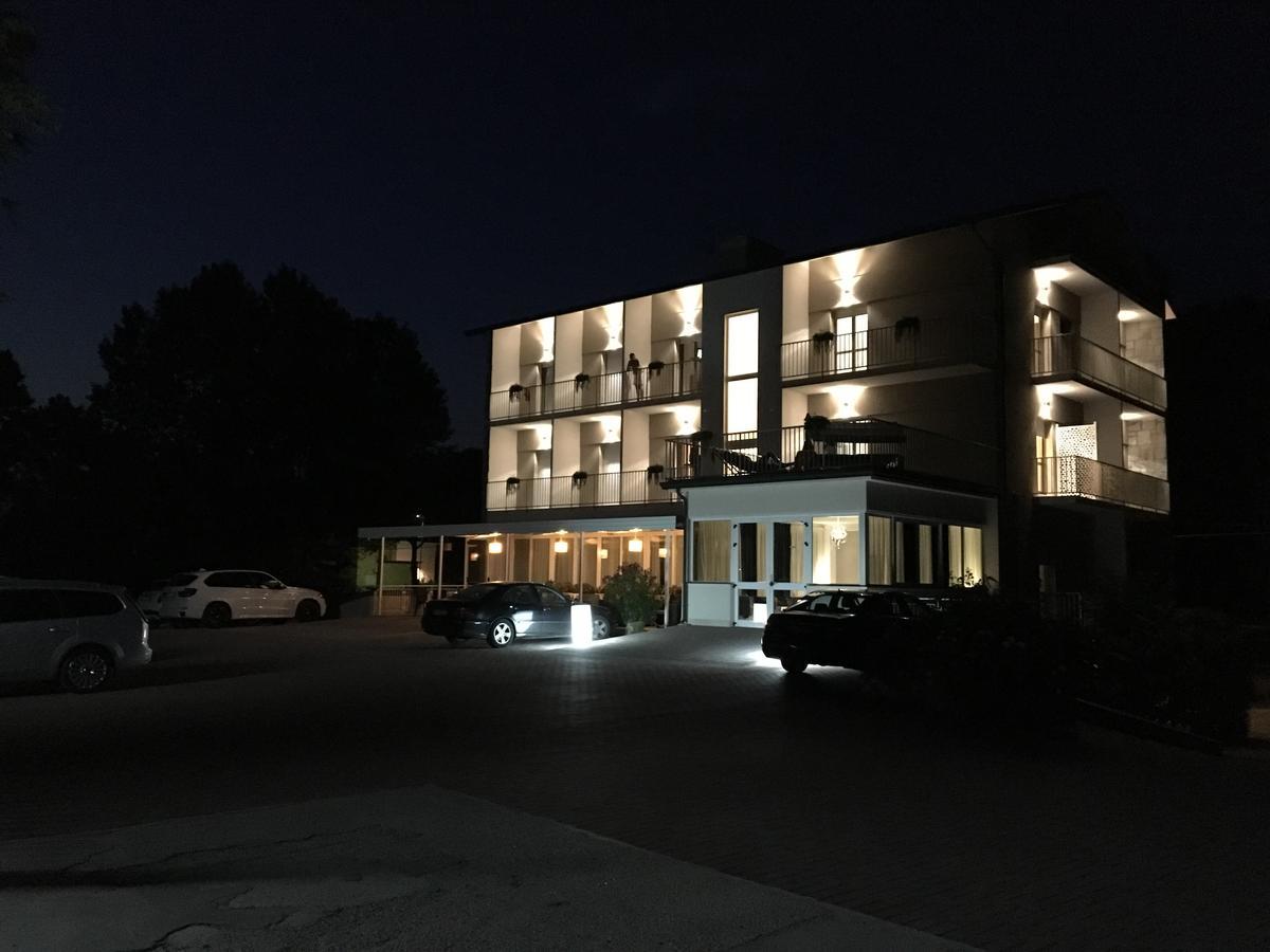 Infinity Hotel Cervia Exterior foto