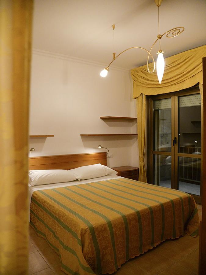 Infinity Hotel Cervia Exterior foto